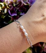 Perly riečne biele náramok - 3perly , strieborná chir.oceľ – Obrázok 2