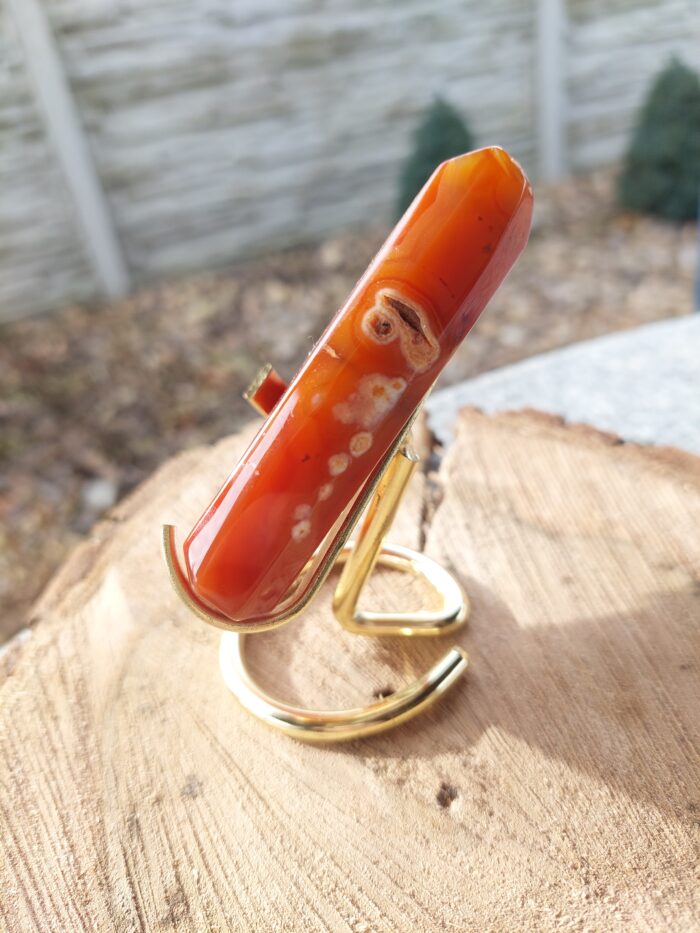 Karneol na zlatom stojane č.1 – Obrázok 2