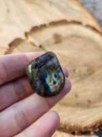 Labradorit leštený L-XL č.2 – Obrázok 2