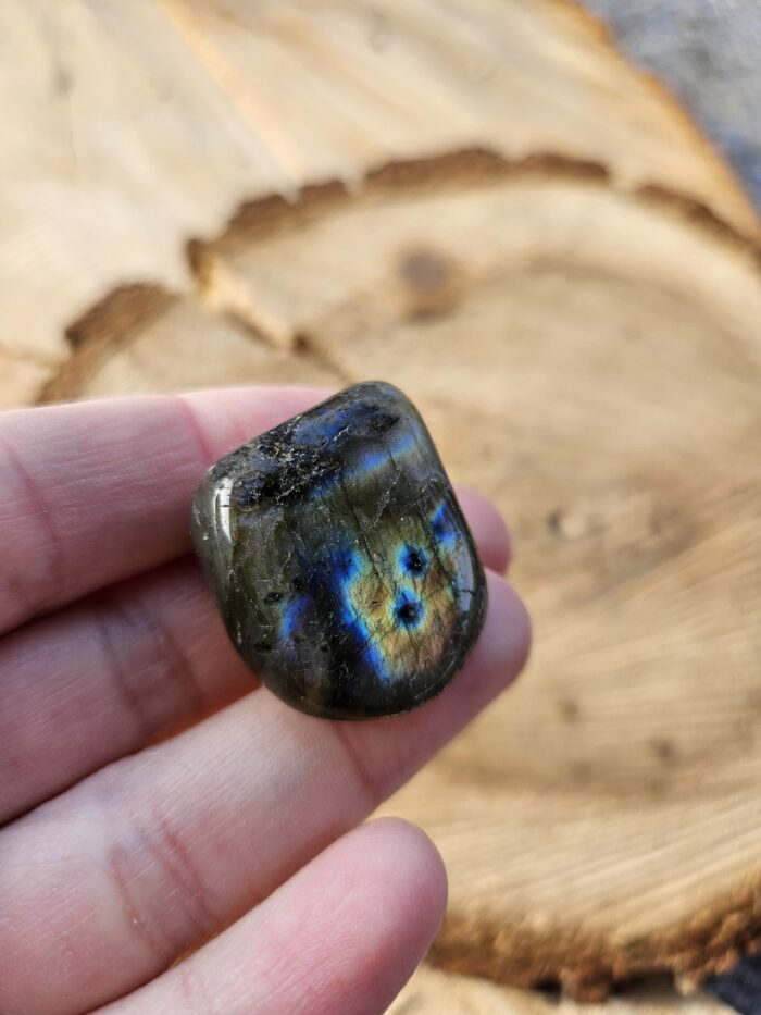 Labradorit leštený L-XL č.2 – Obrázok 2