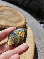 Labradorit leštený KABOŠON č.5