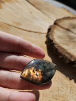 Labradorit leštený KABOŠON č.6