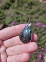 Labradorit prívesok č.2