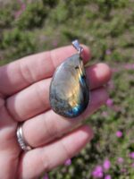 Labradorit prívesok č.4