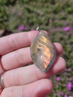 Labradorit prívesok č.13