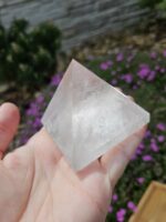 Pyramída Krištáľ 6,2cm  č.5