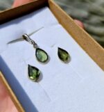 Vltavín  SET 1,64g Ag925 leštené fazetované náušnice + prívesok – Obrázok 2