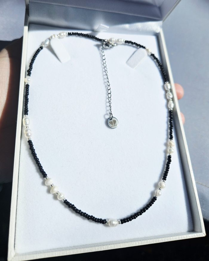 Perly riečne biele náhrdelník strieborno/čierny – Obrázok 2