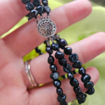 Perly riečne čierne 3-radový náramok – Obrázok 2