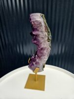 Ametyst drúza na zlatom stojane 1,67kg – Obrázok 10