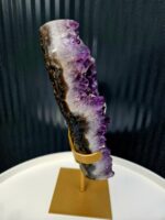 Ametyst zbierkový AAA drúza s Kalcitom na čiernom stojane 2,34kg – Obrázok 5