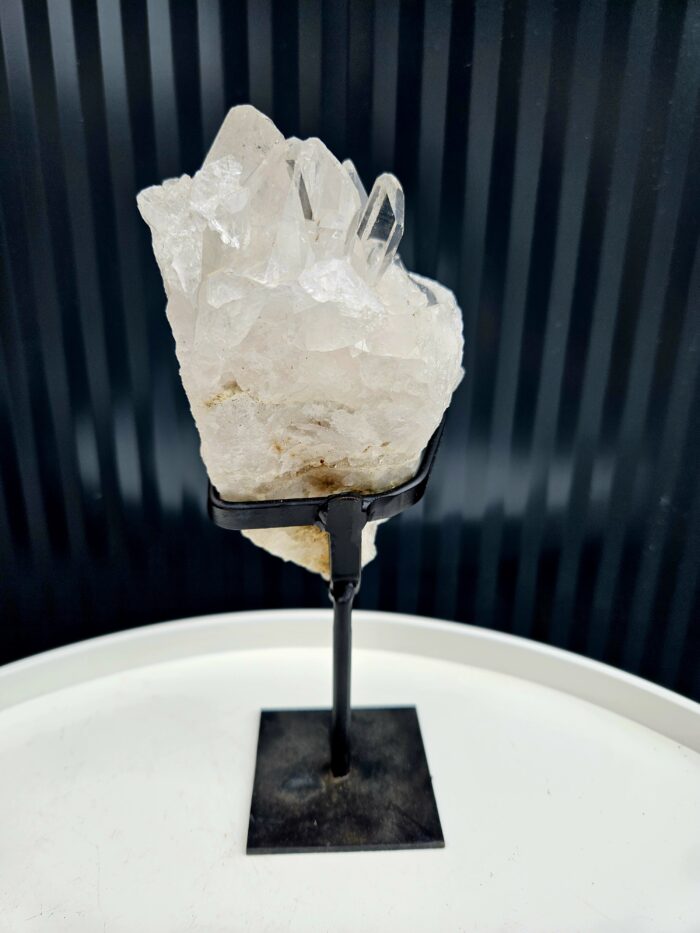 Krištáľová drúza na čiernom stojane 0,84kg – Obrázok 5