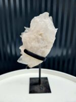 Krištáľová drúza na čiernom stojane 0,84kg – Obrázok 6