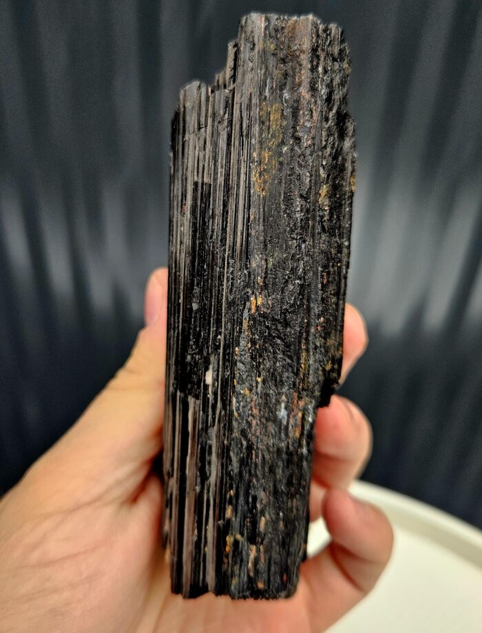 Turmalín čierny surový 410g – Obrázok 2