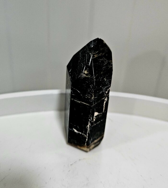 Turmalín čierny obelisk leštený č.4 – Obrázok 2
