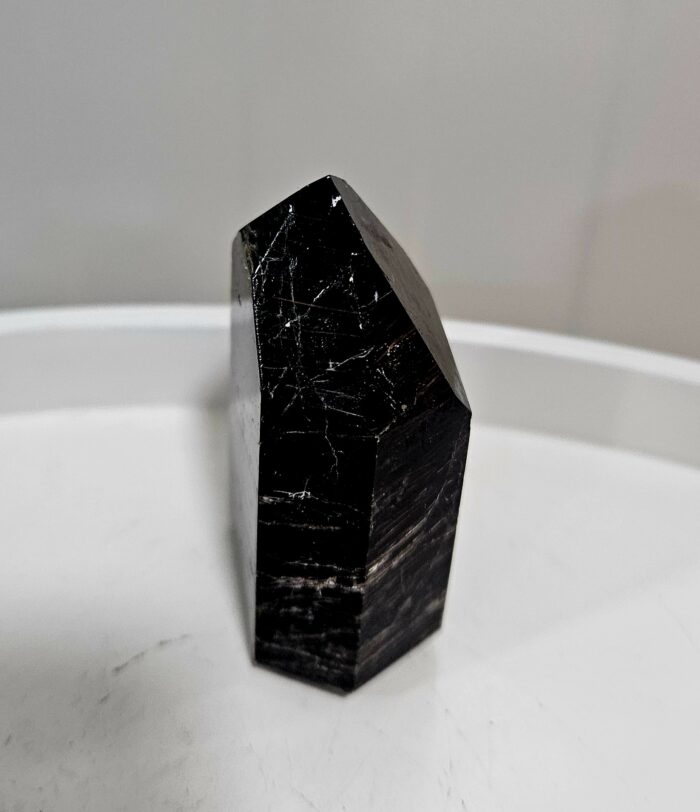 Turmalín čierny obelisk leštený č.6 – Obrázok 4