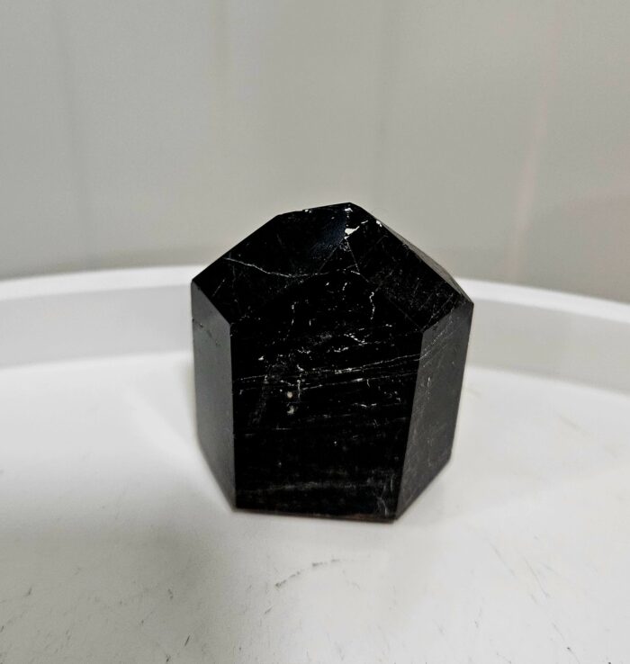 Turmalín čierny obelisk leštený č.7 – Obrázok 3