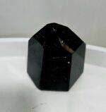 Turmalín čierny obelisk leštený č.8 – Obrázok 3