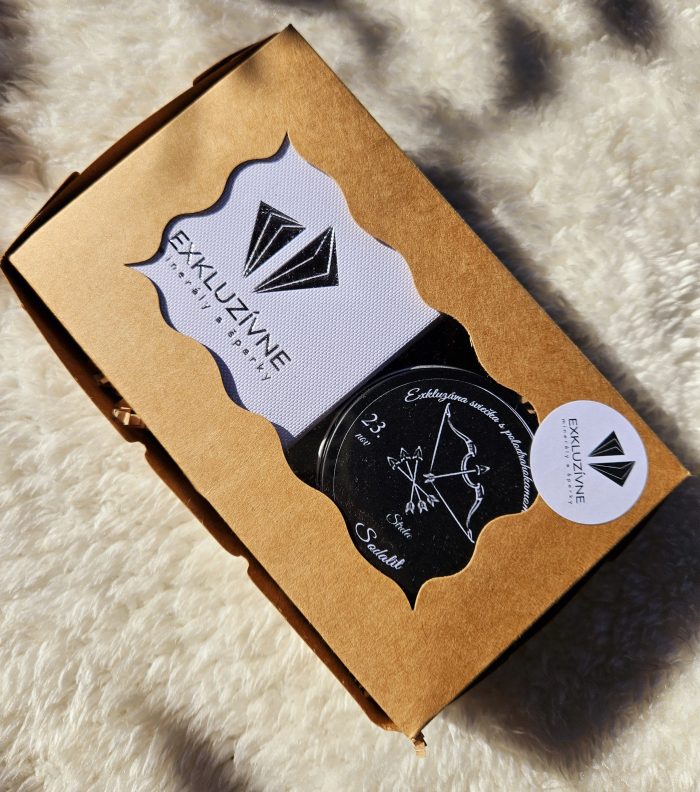 Sviečka + náramok znamenie STRELEC v darčekovej krabičke – Obrázok 2