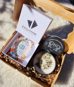 Sviečka + náramok znamenie BLÍŽENCI v darčekovej krabičke