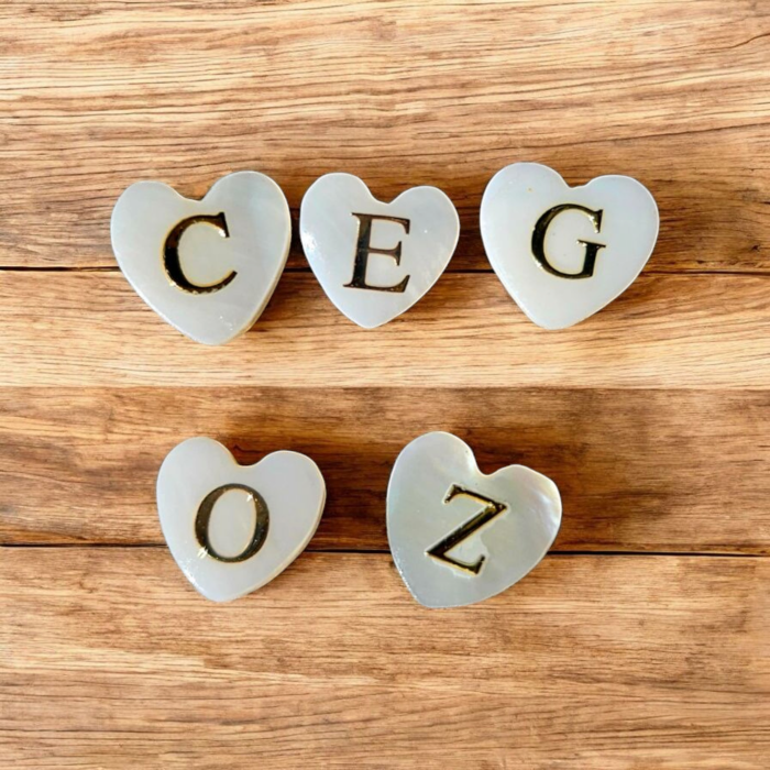 Perly riečne prsteň na gumičke s vlastným písmenom – Obrázok 3