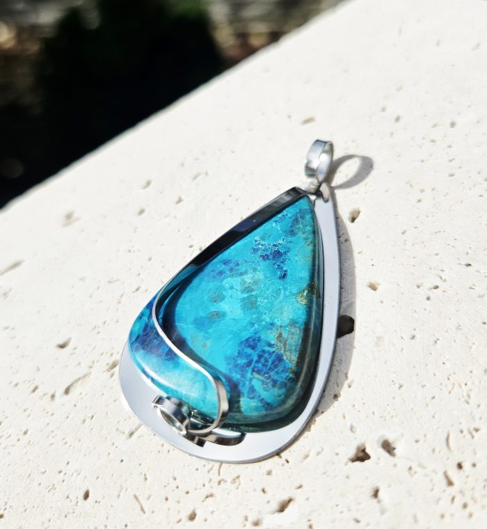 Chryzokol prívesok na platničke z chir.ocele – Obrázok 2