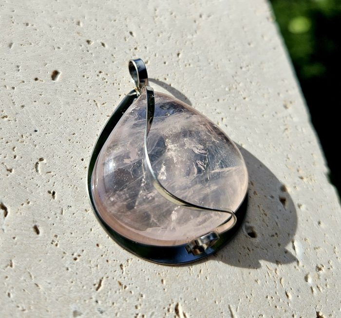 Ruženín prívesok na platničke z chir.ocele – Obrázok 2