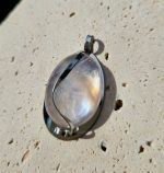 Ruženín prívesok na platničke z chir.ocele