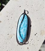 Larimar prívesok na platničke z chir.ocele