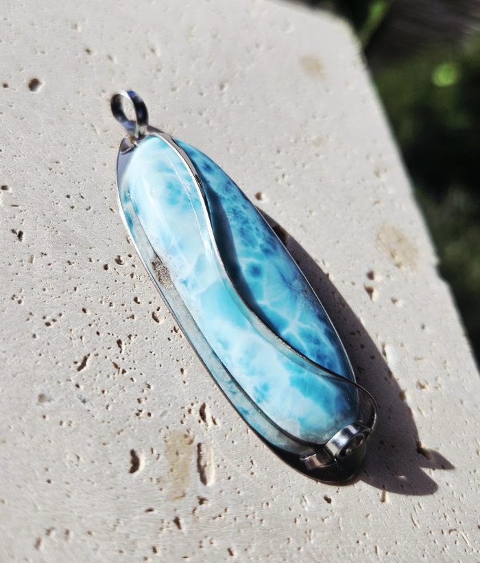 Larimar prívesok na platničke z chir.ocele – Obrázok 3