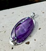 Ametyst prívesok na platničke z chir.ocele č.1 – Obrázok 2