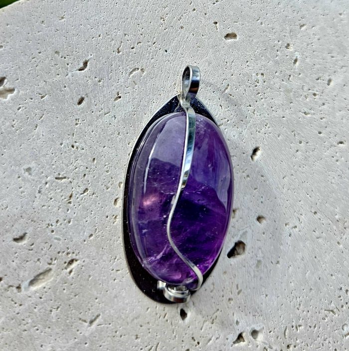 Ametyst prívesok na platničke z chir.ocele č.1 – Obrázok 3