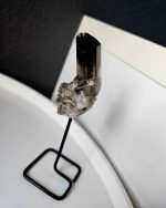 Záhneda minerál na stojane č.2 – Obrázok 2