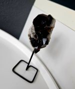 Záhneda minerál na stojane č.3 – Obrázok 3