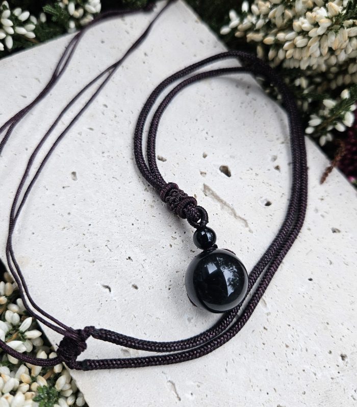 Obsidián dúhový privesok GULIČKA 15mm – Obrázok 2