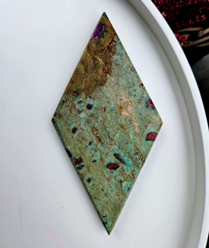 Rubín Zoisit leštený DIAMONT č.1 – Obrázok 2