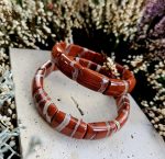 Jaspis červený náramok PLATNIČKOVÝ