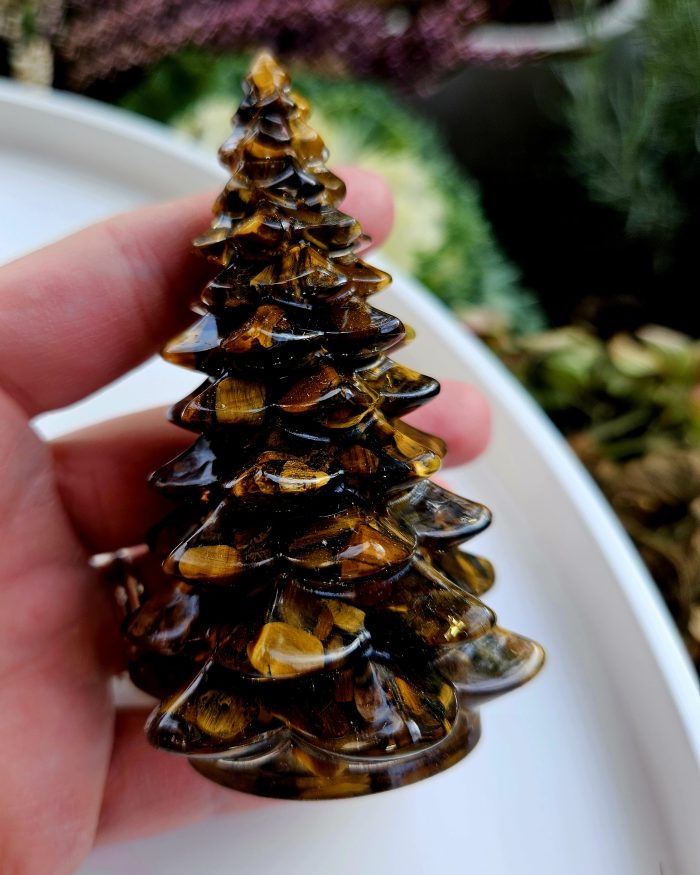 Vianočný stromček TIGRIE OKO – Obrázok 2