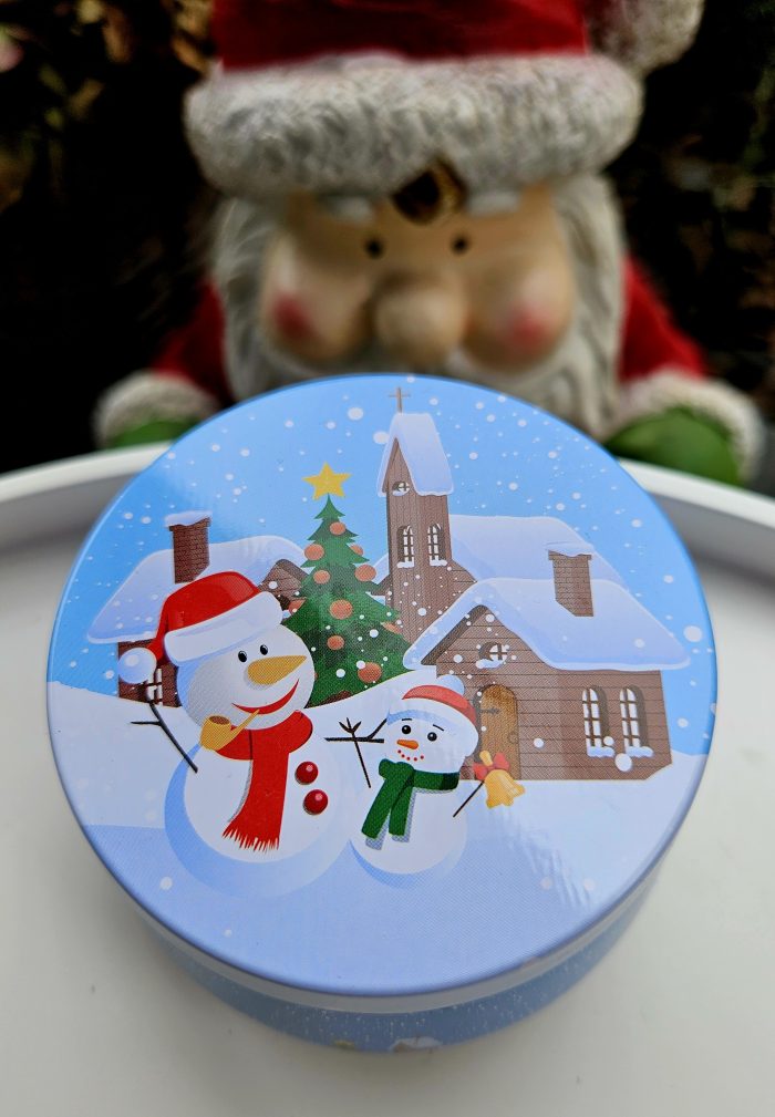 Vianočná SÓJOVÁ sviečka SNEHULIAK – Obrázok 3