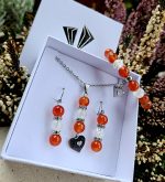 Karneol + Krištáľ 8mm set chir.oceľ (náramok, prívesok na retiazke, náušnice,krabička) – Obrázok 2