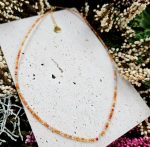 Karneol náhrdelník 2mm fazetovaný zlatý