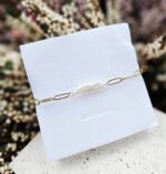 Perly riečne biele náramok - 1perla dlhá , zlatá chir.oceľ – Obrázok 3