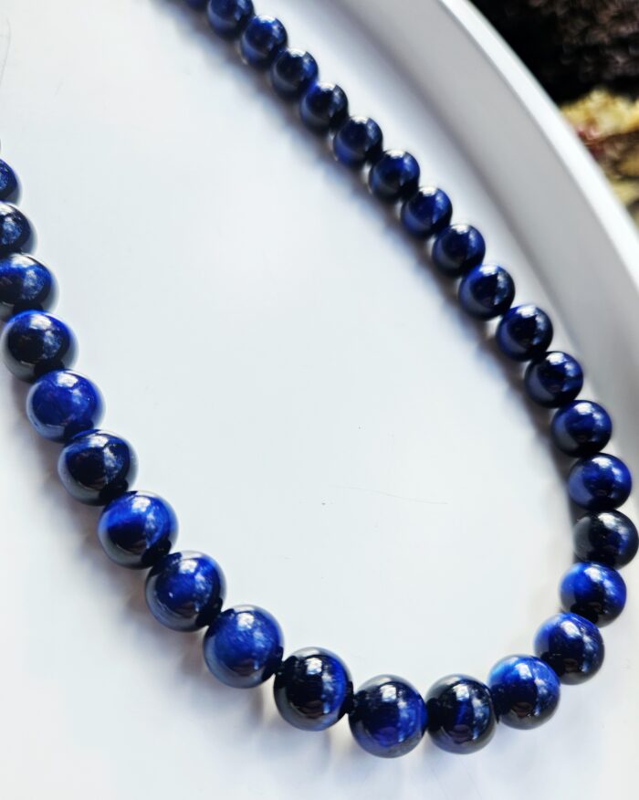 Tigrie oko tmavo MODRÉ 8mm náhrdelník – Obrázok 2