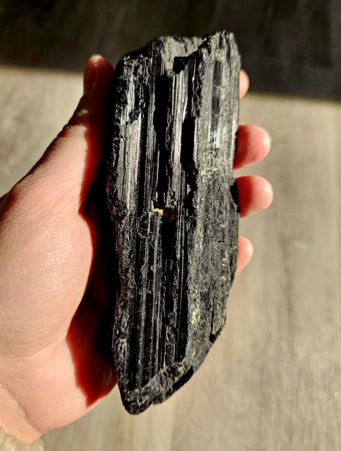 Turmalín čierny surový 470g – Obrázok 3