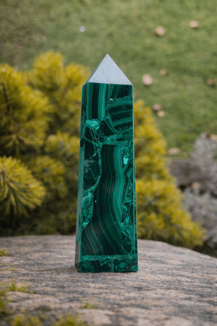 Malachit Obelisk 10cm  č.2 – Obrázok 2