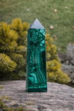 Malachit Obelisk 10cm  č.2 – Obrázok 3