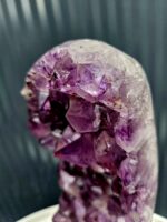 Ametyst drúza na zlatom stojane 1,67kg – Obrázok 4