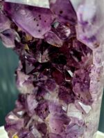 Ametyst drúza na zlatom stojane 1,67kg – Obrázok 5