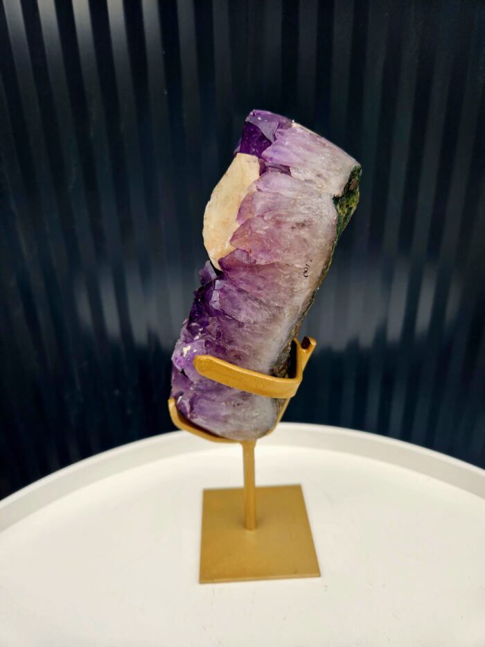 Ametyst drúza s Kalcitom na zlatom stojane 0,86kg – Obrázok 5