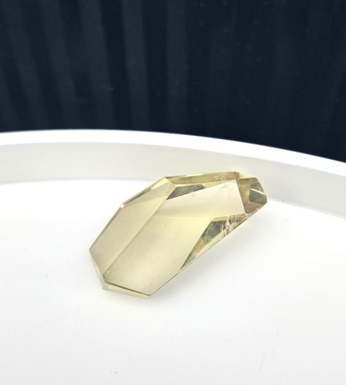 Citrínový výbrus 5x2,5cm – Obrázok 3